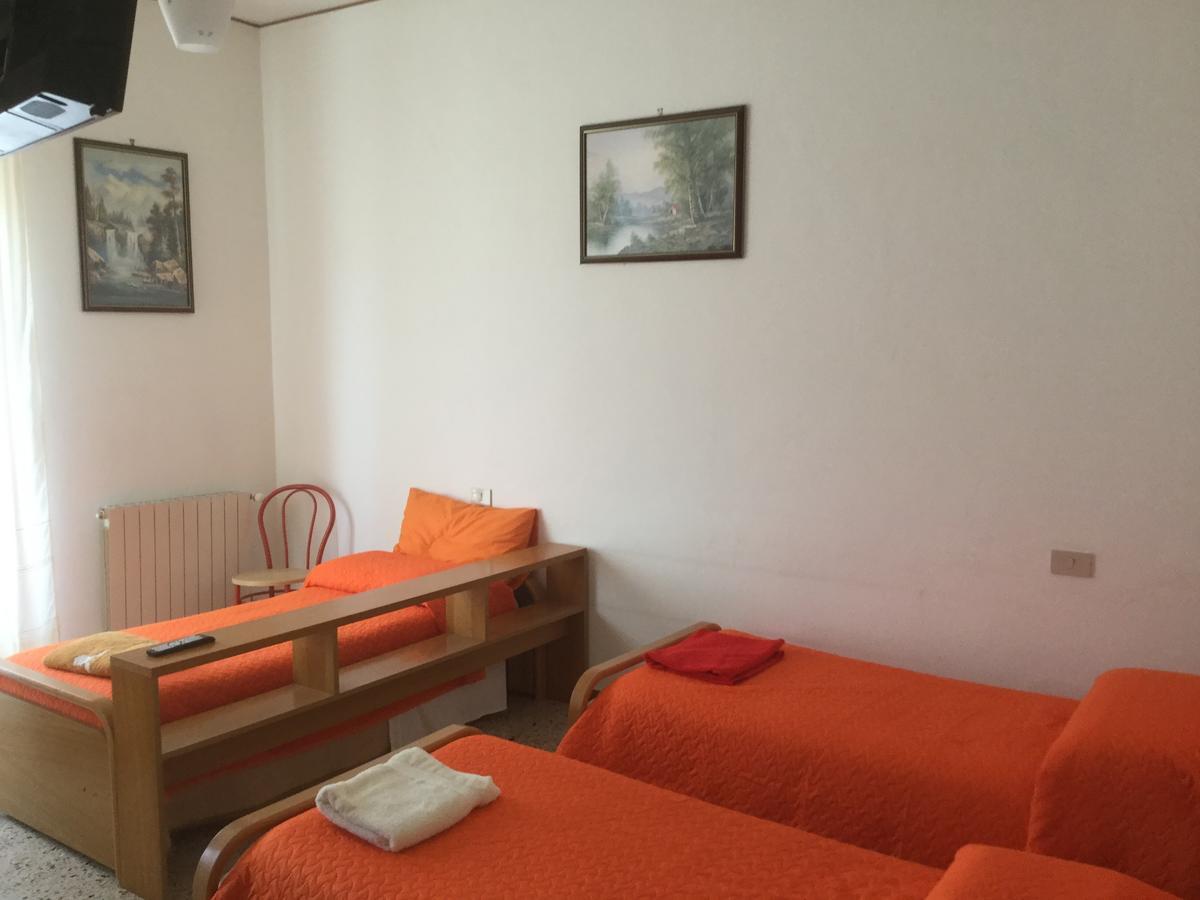 Albergo Belvedere Santa Cristina Gela  Экстерьер фото